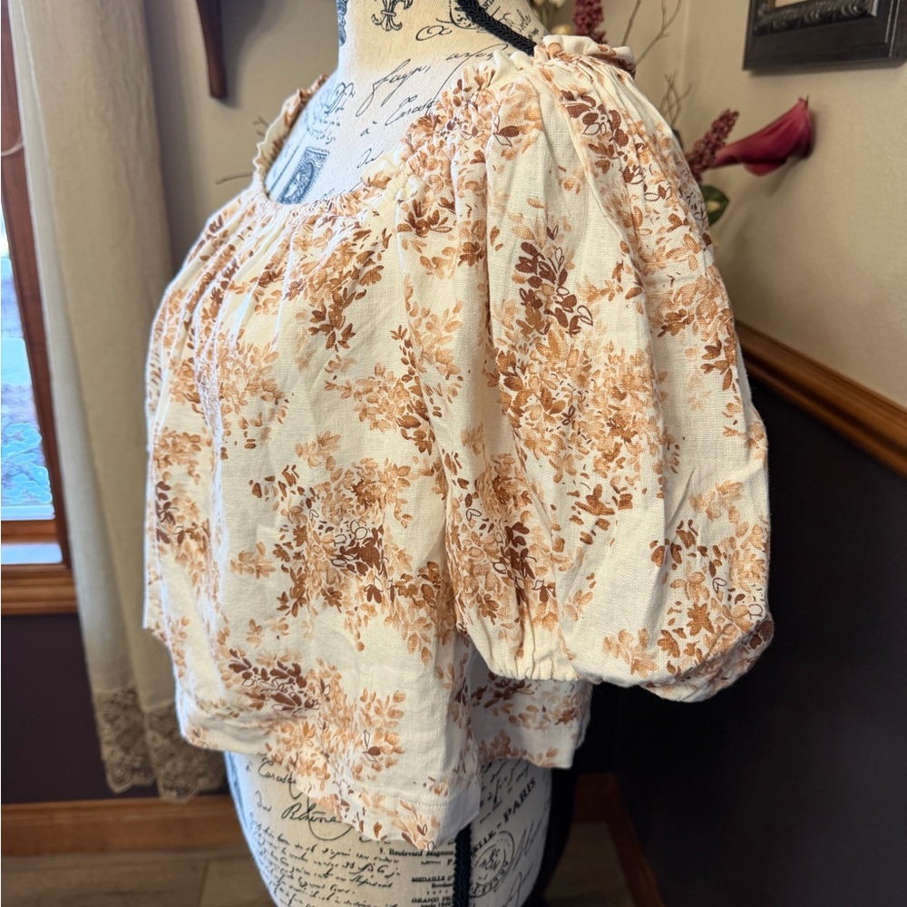 ‼️SOLD‼️Abercrombie & Fitch Linen Floral Off-Shoulder Cropped Blouse - Picture 5 of 7